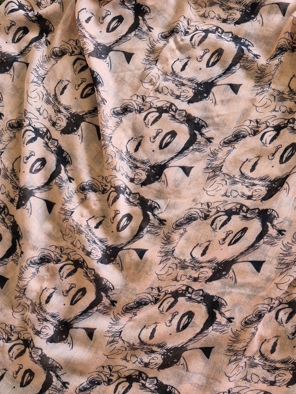 Marilyn Monroe Beige Scarf with Black Pop Art Faces